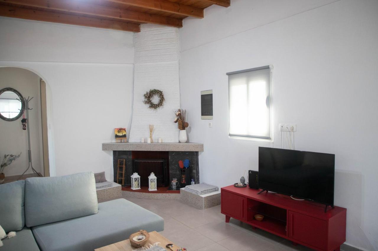 Вилла Livadi House Теологос Экстерьер фото