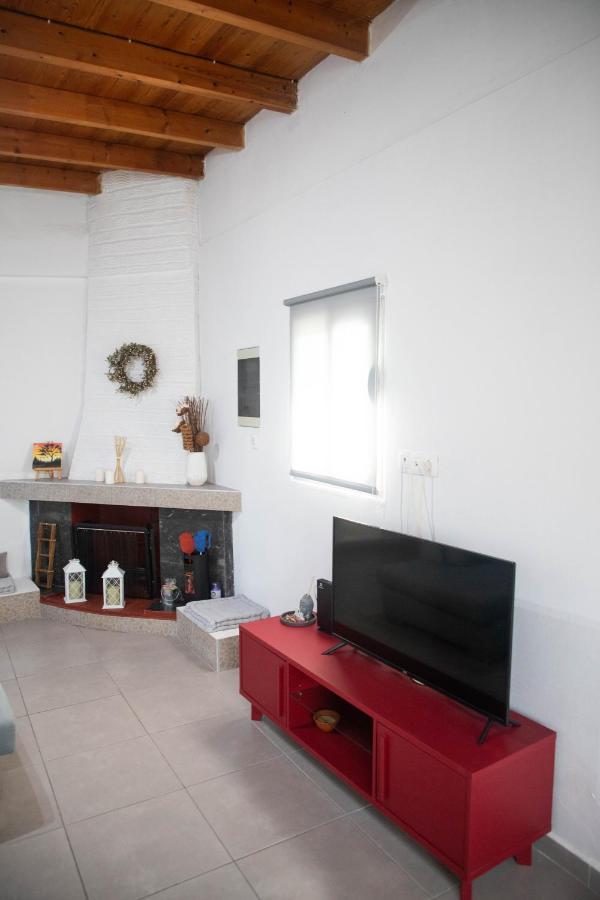 Вилла Livadi House Теологос Экстерьер фото